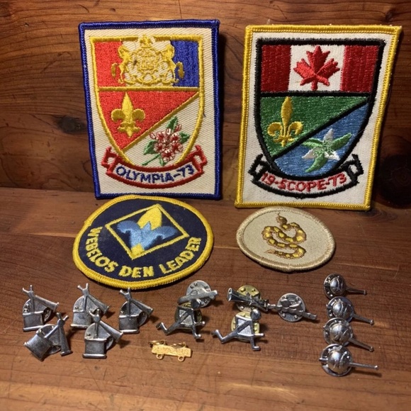 Vintage Webelos 1973 Scope/ Olympia Patches & Activity Pins - Picture 1 of 6
